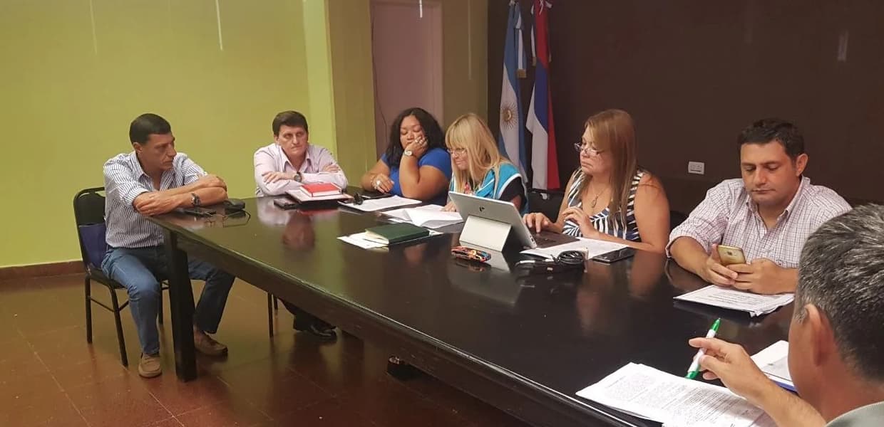 Imagen de portada para El Gobierno convocó a los gremios docentes para retomar la discusión salarial