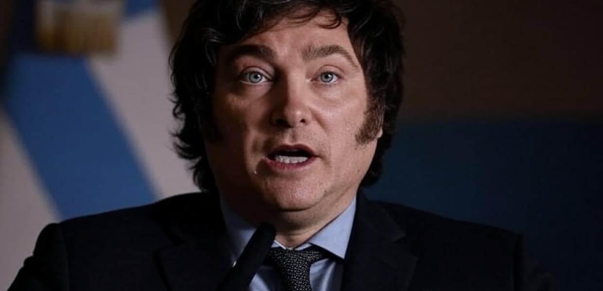 Imagen de portada para Milei presentó el Presupuesto 2026: equilibrio fiscal, guiños a la oposición y aumentos en áreas clave