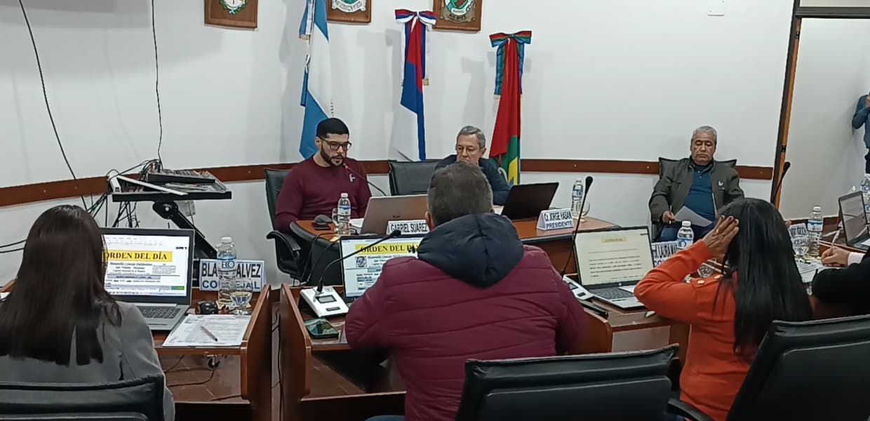 Imagen de portada para Sueldos de miseria: municipales del Alto Uruguay cobran menos que la indigencia